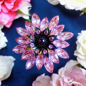 Stunning Pink Rhinestone Floral Brooch
